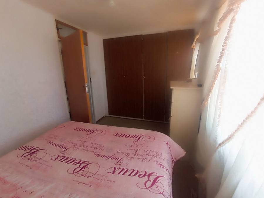 2 Bedroom Property for Sale in Potchefstroom North West